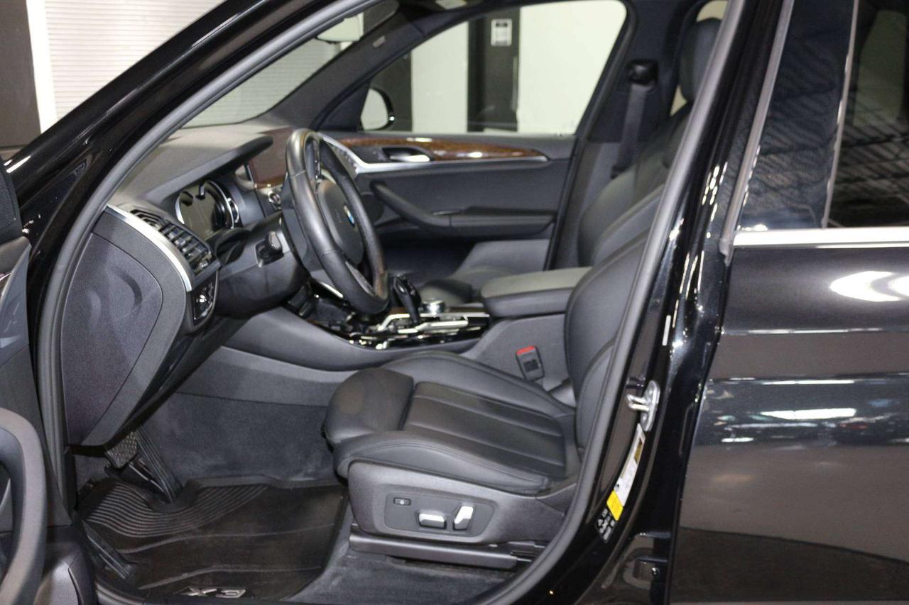 2019 BMW X3 xDrive Photo