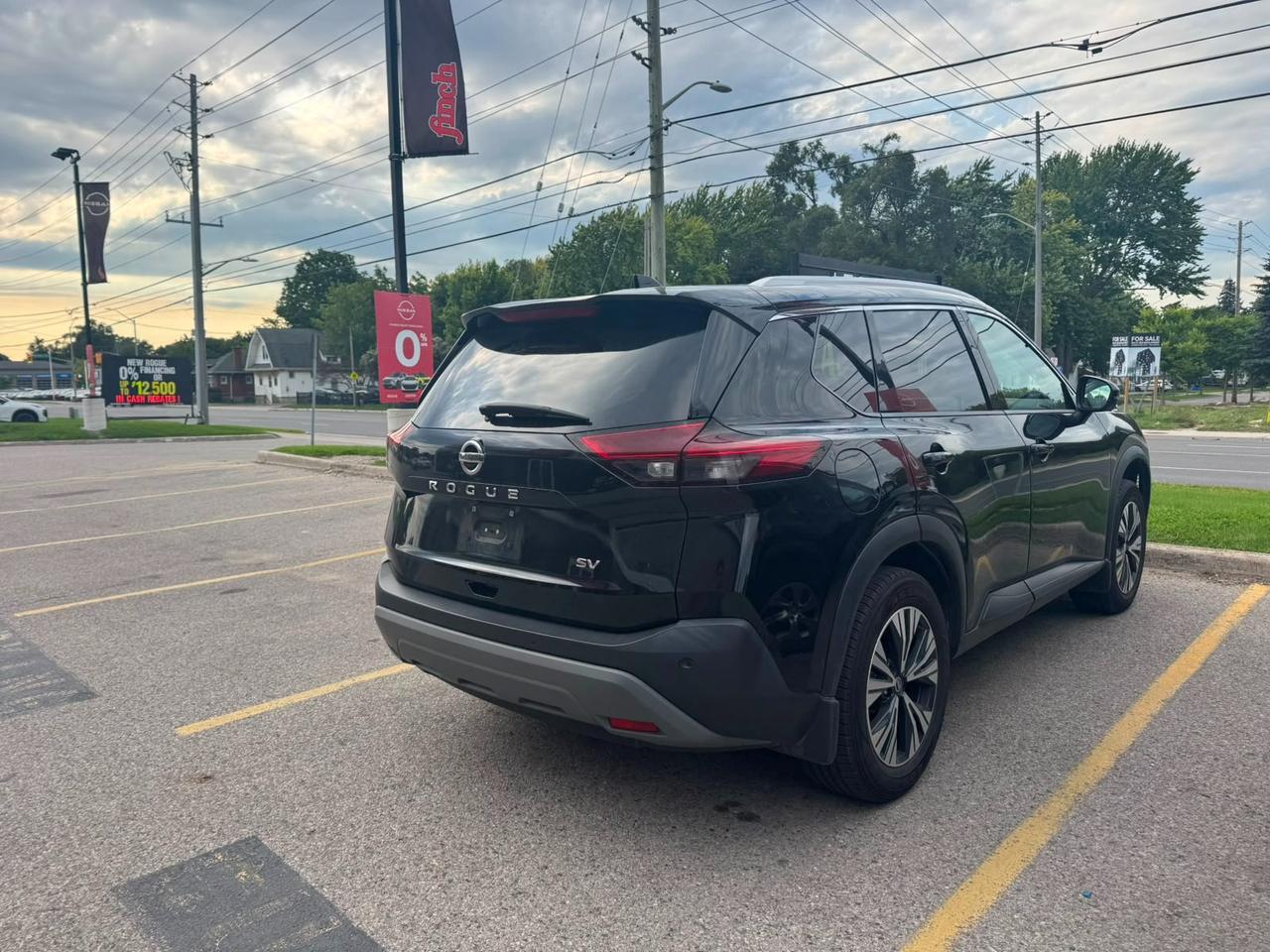 2021 Nissan Rogue SV 4dr Front-wheel Drive Photo