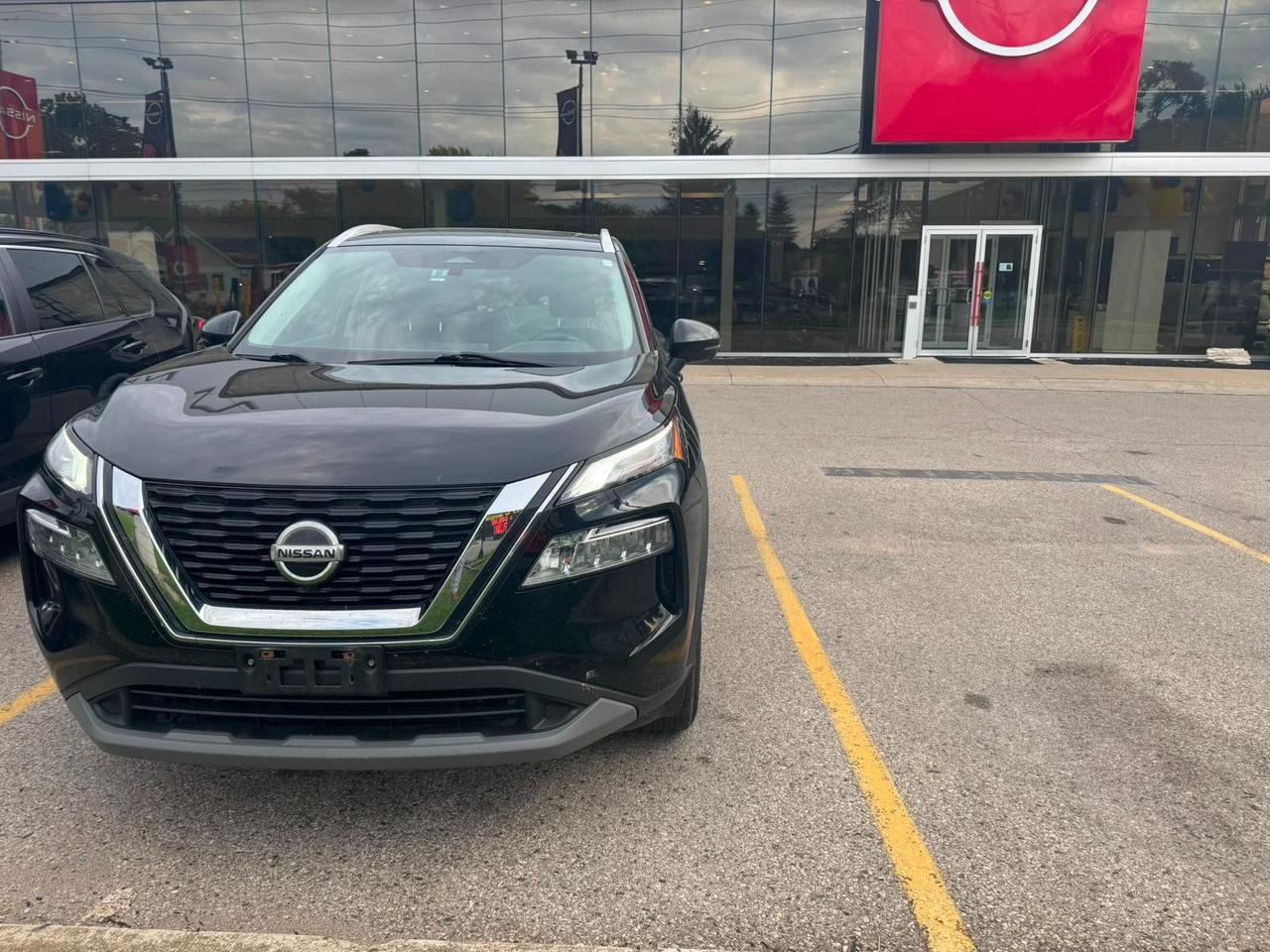 2021 Nissan Rogue SV 4dr Front-wheel Drive Photo5