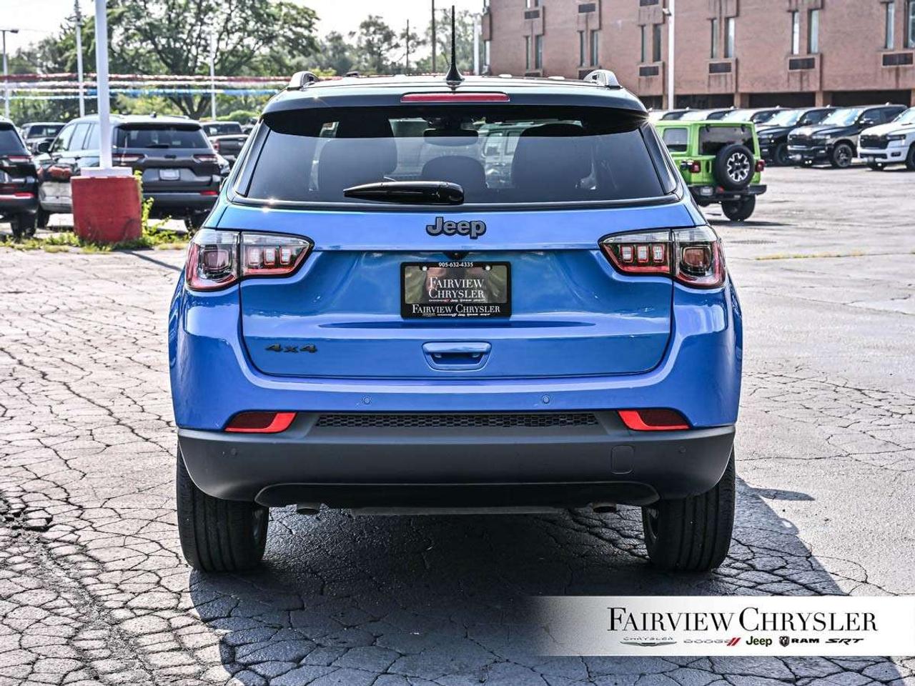 2026 Jeep Compass Limited 4x4 ALTITUDE PKG   BLIND SPOT   LEATHER   CARPLAY   ADAPTIVE CRUISE   BACK UP CAMERA Photo
