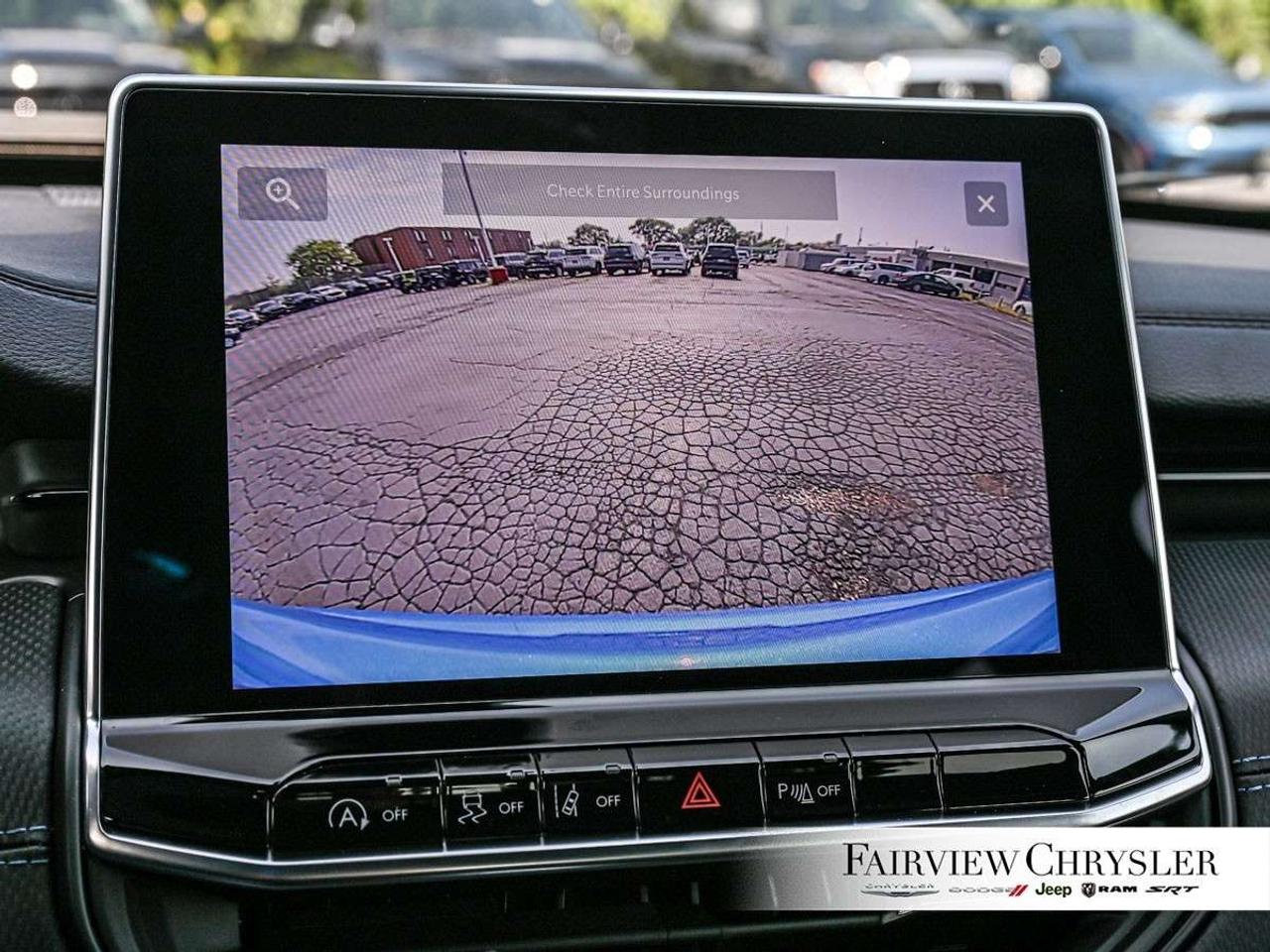 2026 Jeep Compass Limited 4x4 ALTITUDE PKG   BLIND SPOT   LEATHER   CARPLAY   ADAPTIVE CRUISE   BACK UP CAMERA Photo