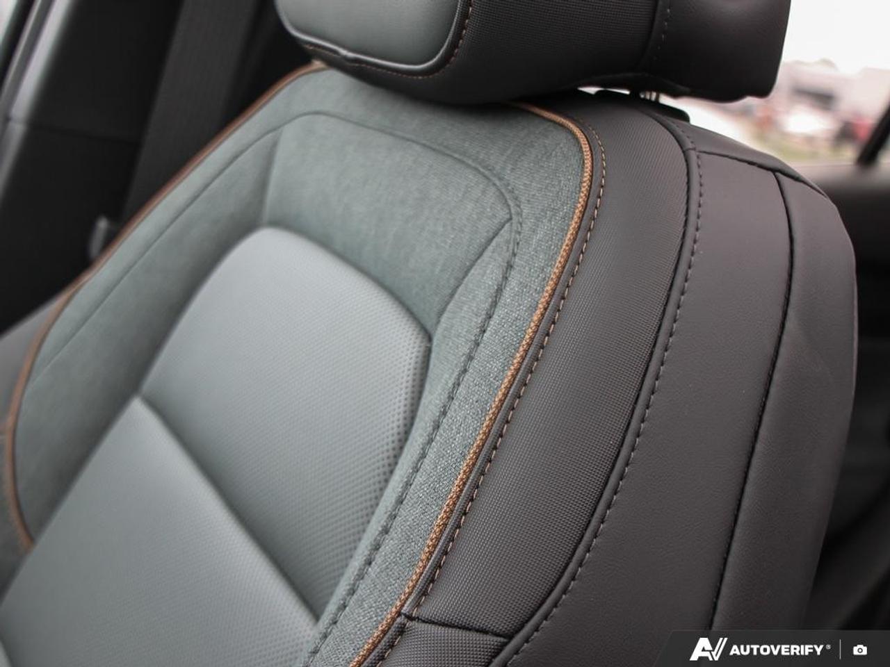 2027 GMC Terrain AWD AT4 Photo