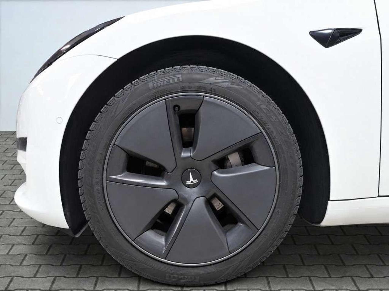 2022 Tesla Model 3 Standard Range Plus   Autopilot Capable   Glass Roof   Navigation   Premium Interior   Clean CARFAX Photo