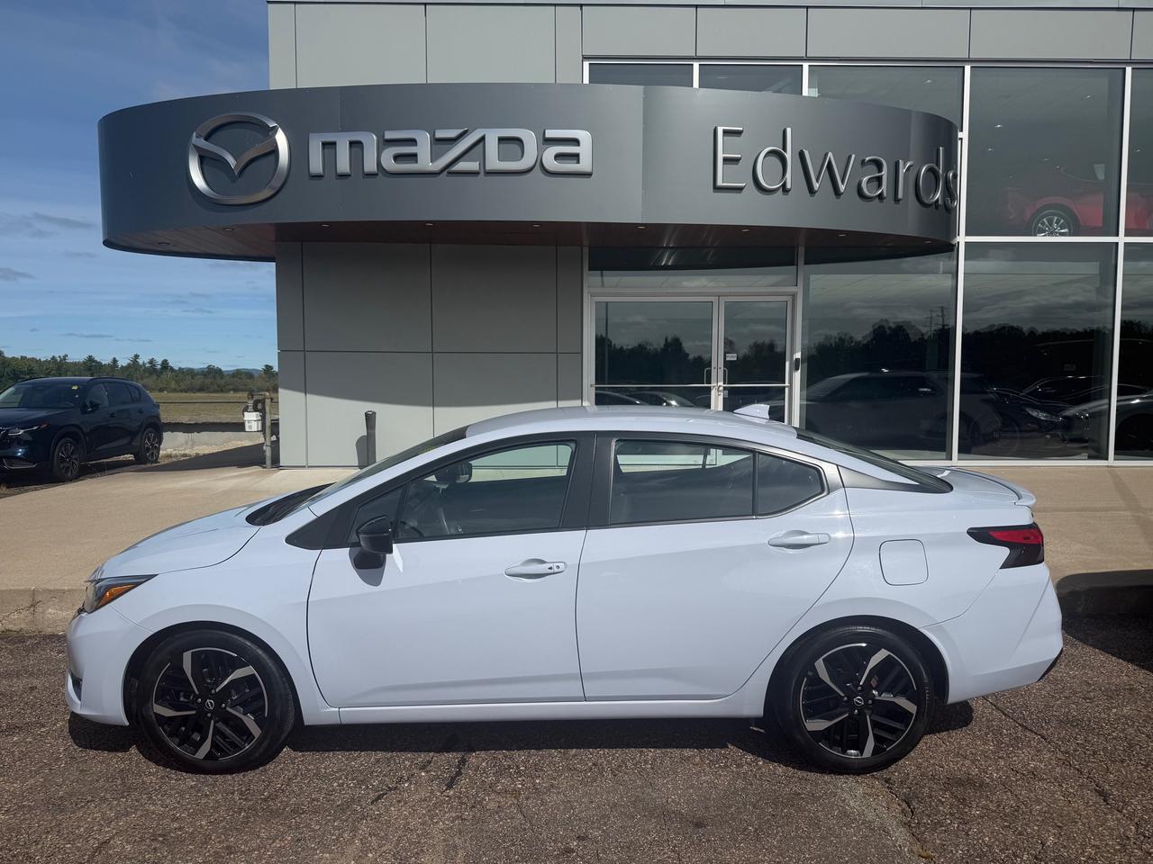 2024 Nissan Versa SR 4DR SEDAN Photo