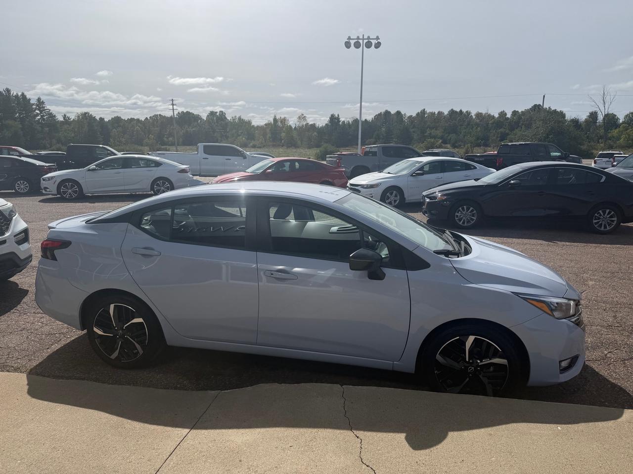 2024 Nissan Versa SR 4DR SEDAN Photo