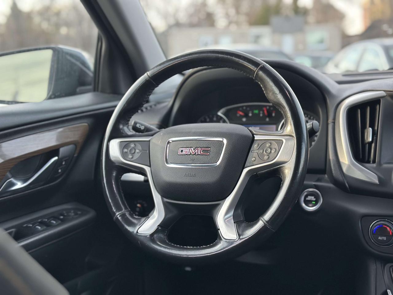 2019 GMC Terrain SLE Photo