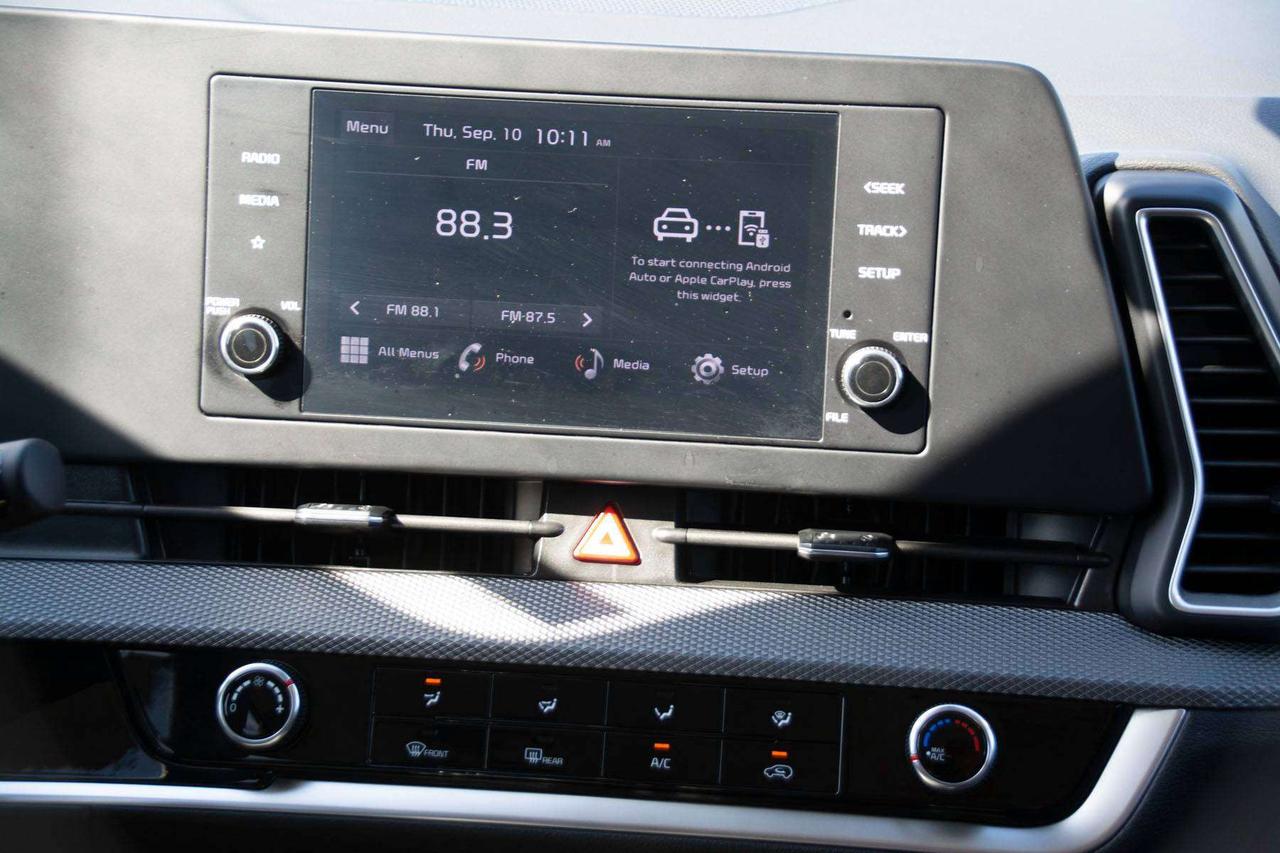 2023 Kia Sportage LX Photo
