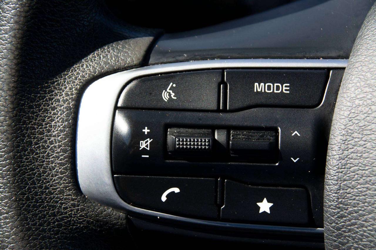 2023 Kia Sportage LX Photo