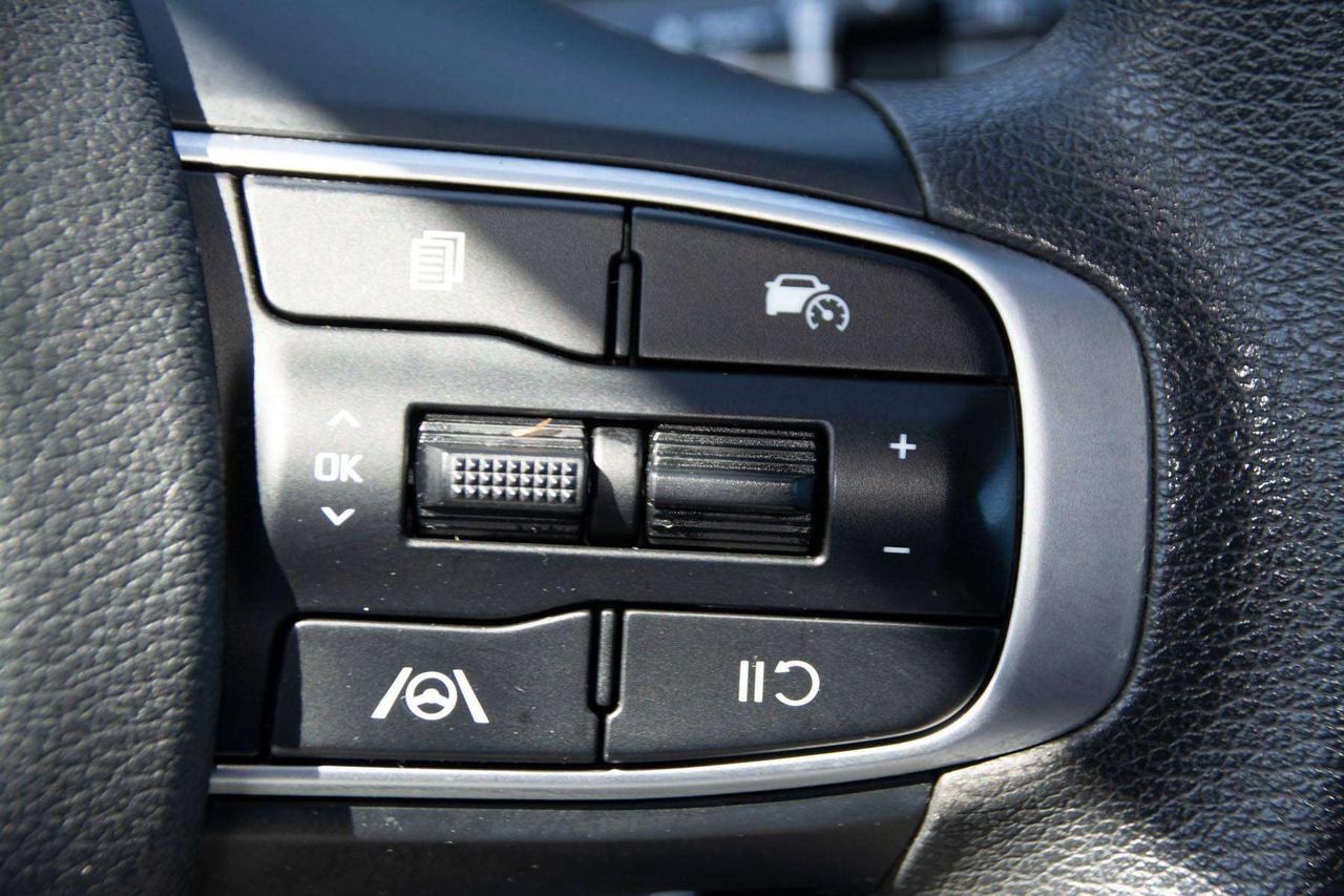 2023 Kia Sportage LX Photo
