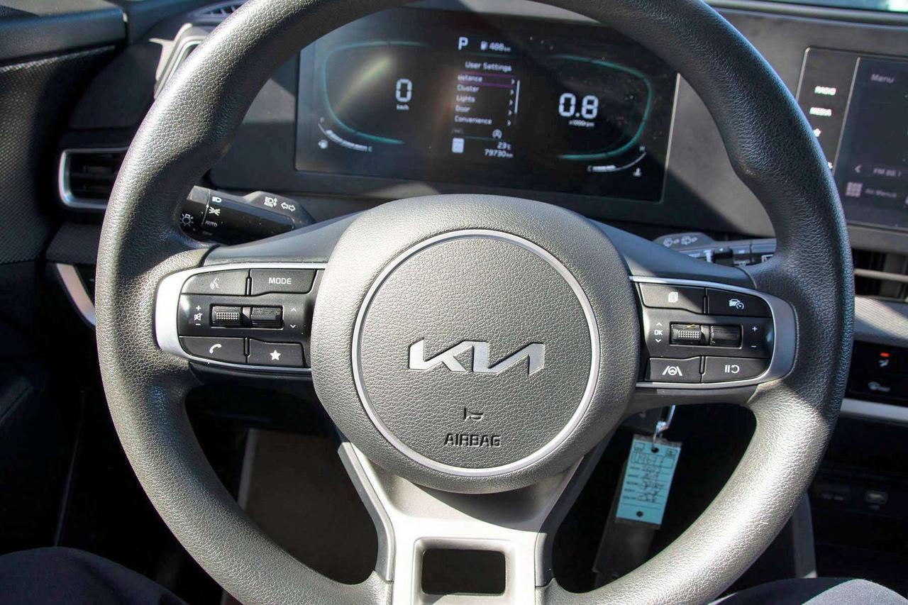 2023 Kia Sportage LX Photo