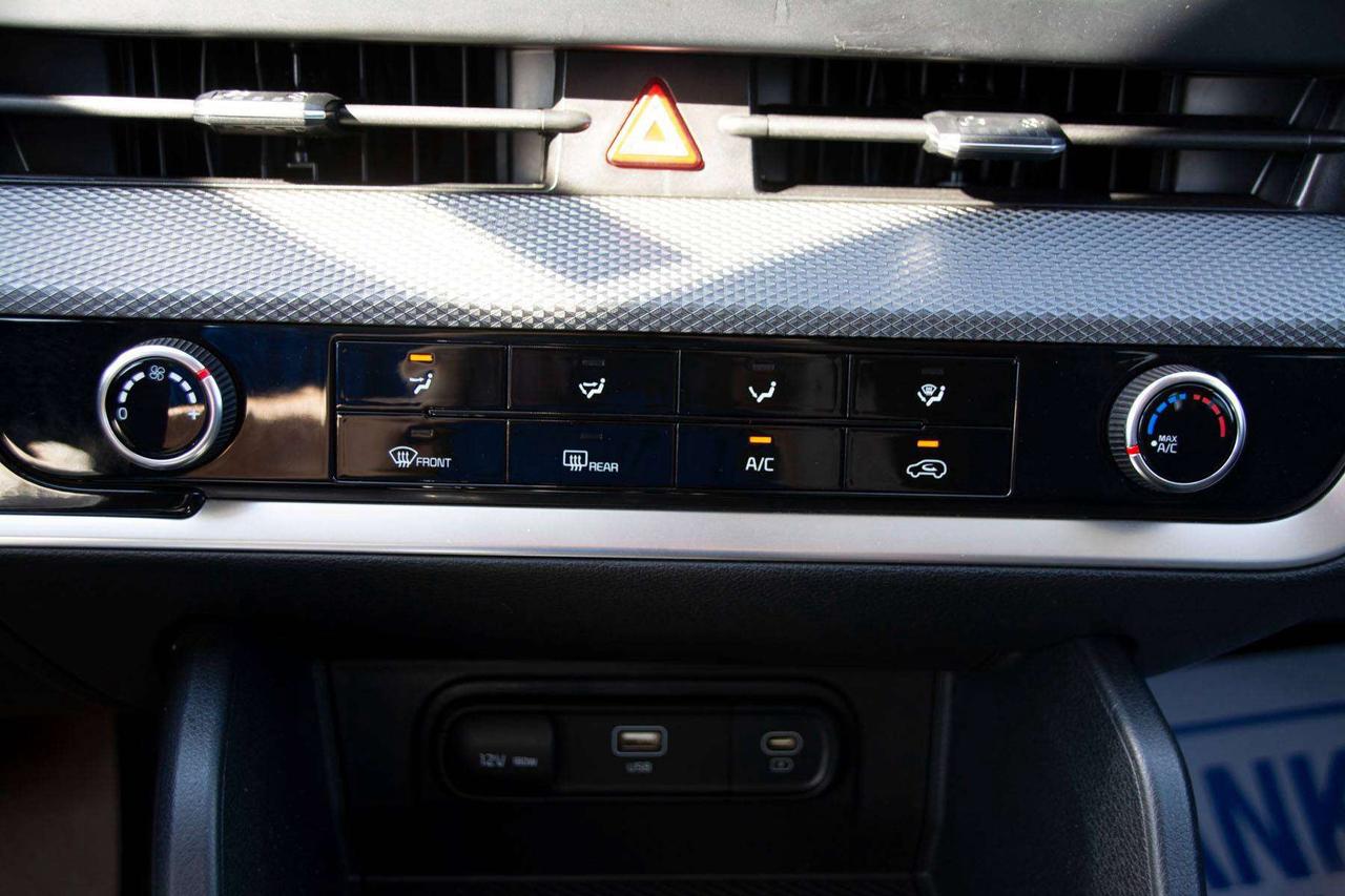 2023 Kia Sportage LX Photo