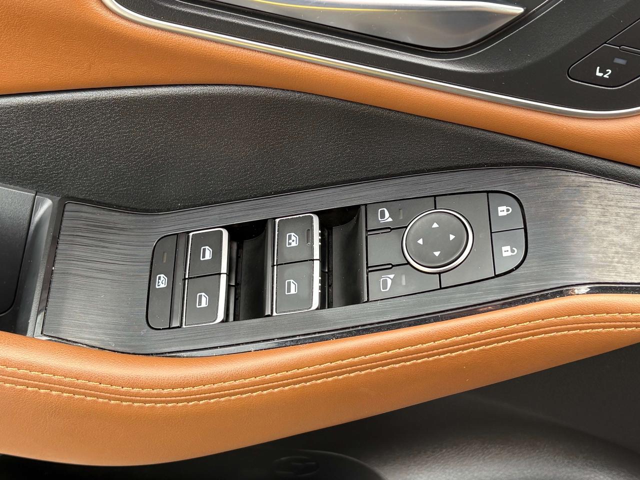 2024 Nissan Rogue Platinum AWD   Nav.   Pano Roof   Heated Seats Photo