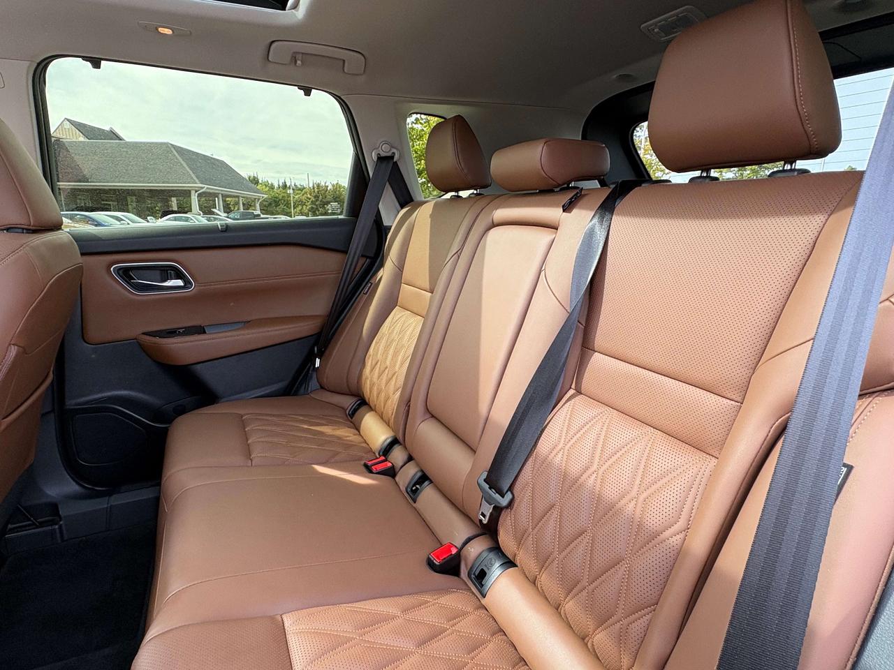 2024 Nissan Rogue Platinum AWD   Nav.   Pano Roof   Heated Seats Photo