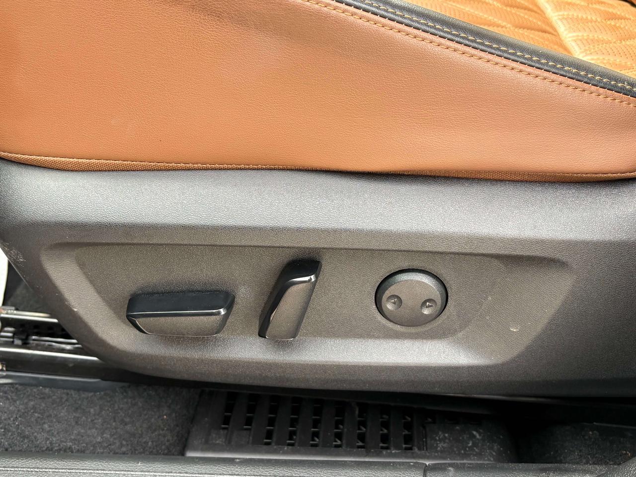 2024 Nissan Rogue Platinum AWD   Nav.   Pano Roof   Heated Seats Photo