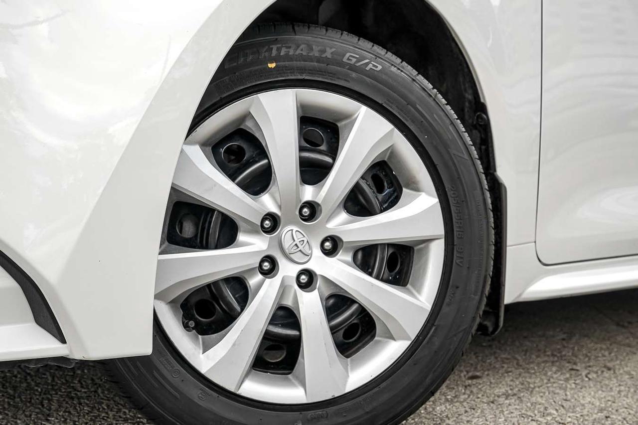 2022 Toyota Corolla L Photo