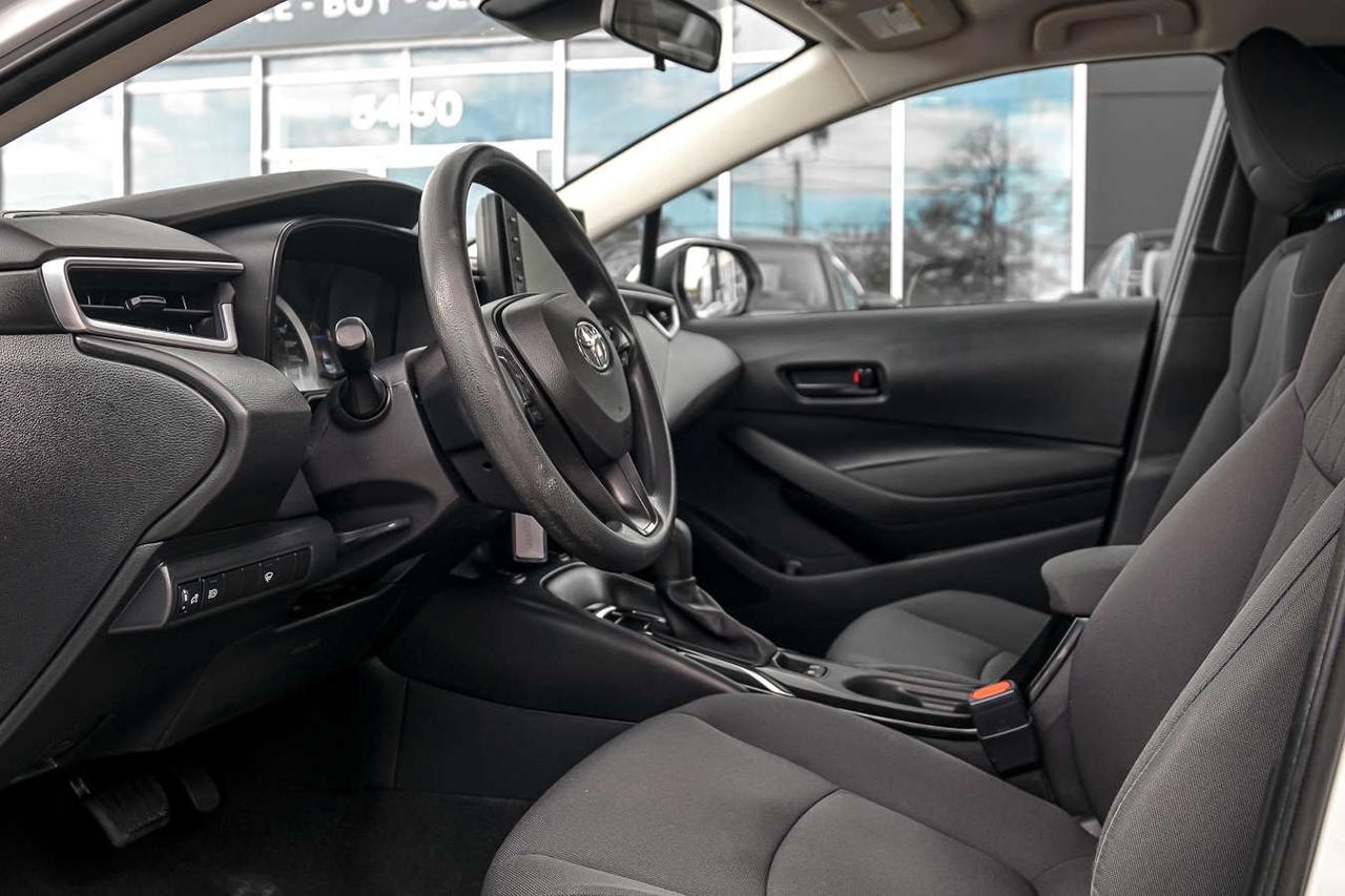 2022 Toyota Corolla L Photo