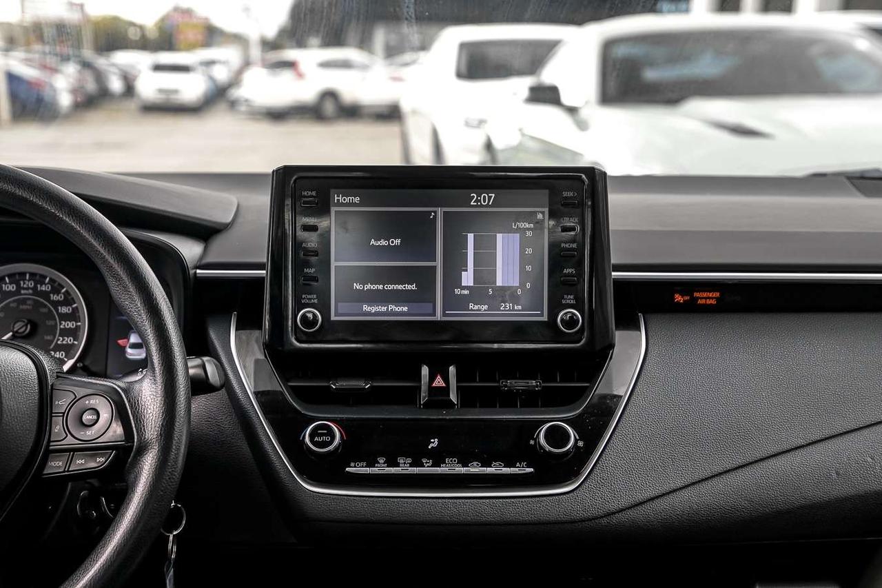 2022 Toyota Corolla L Photo