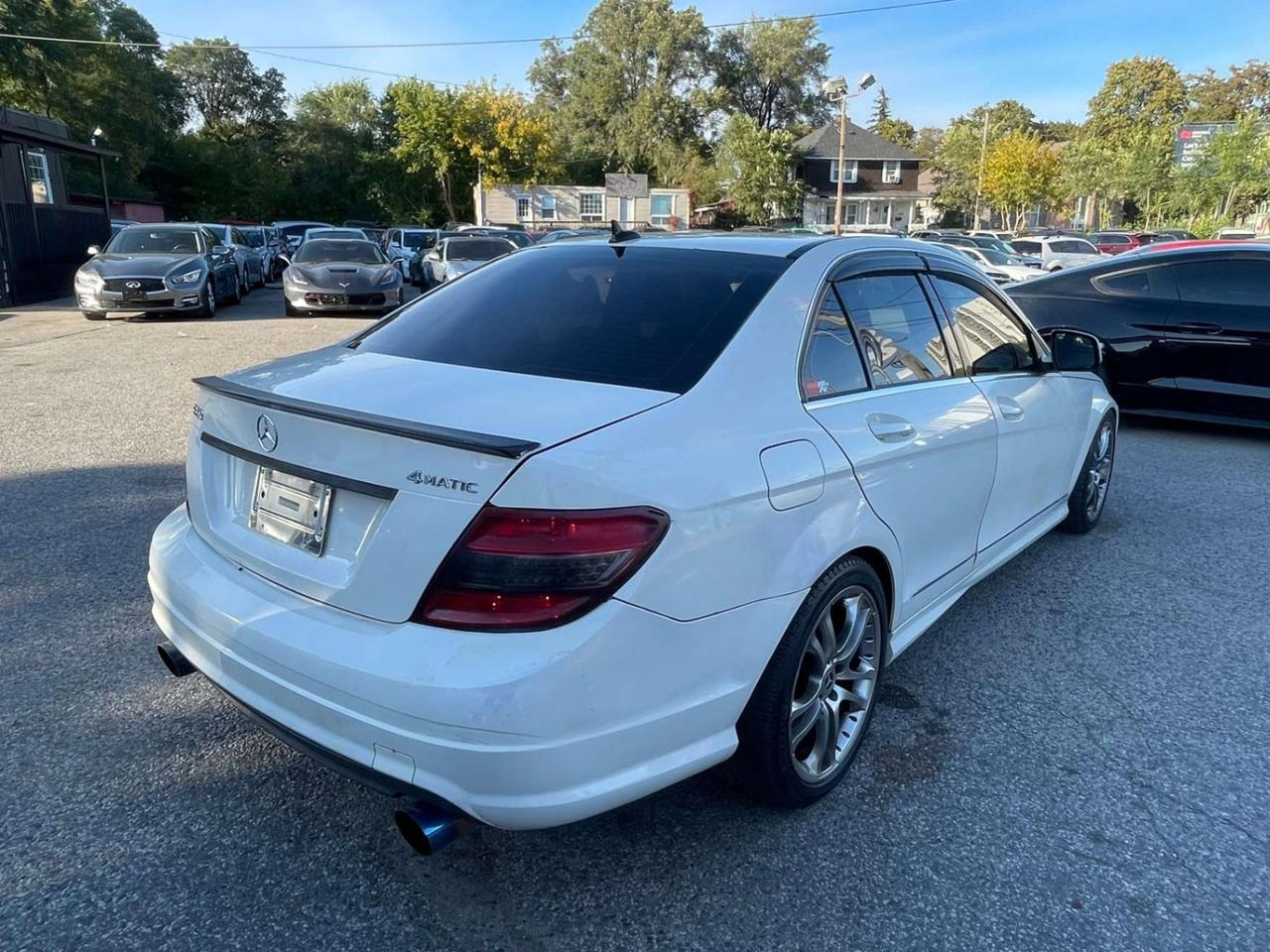 2009 Mercedes-Benz C-Class 4dr Sdn 3.5L 4MATIC Photo1