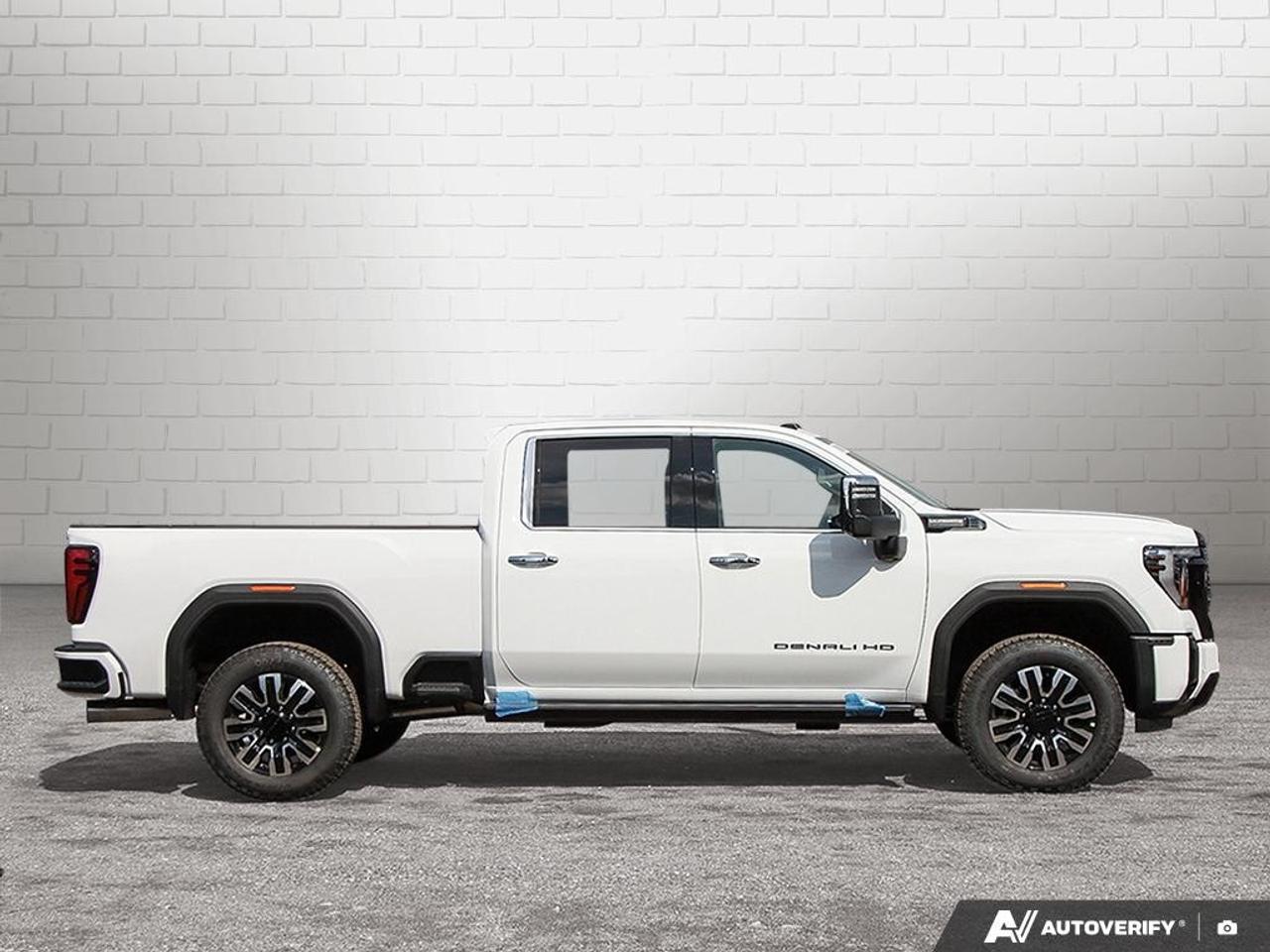 2026 GMC SIERRA 2500HD Crew Cab Standard Box 4-Wheel Drive Denali Ultimate Photo