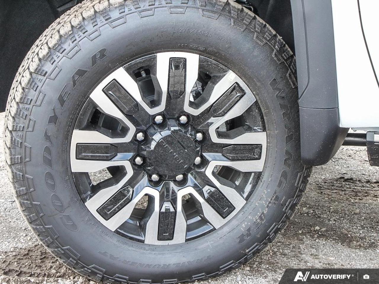 2026 GMC SIERRA 2500HD Crew Cab Standard Box 4-Wheel Drive Denali Ultimate Photo
