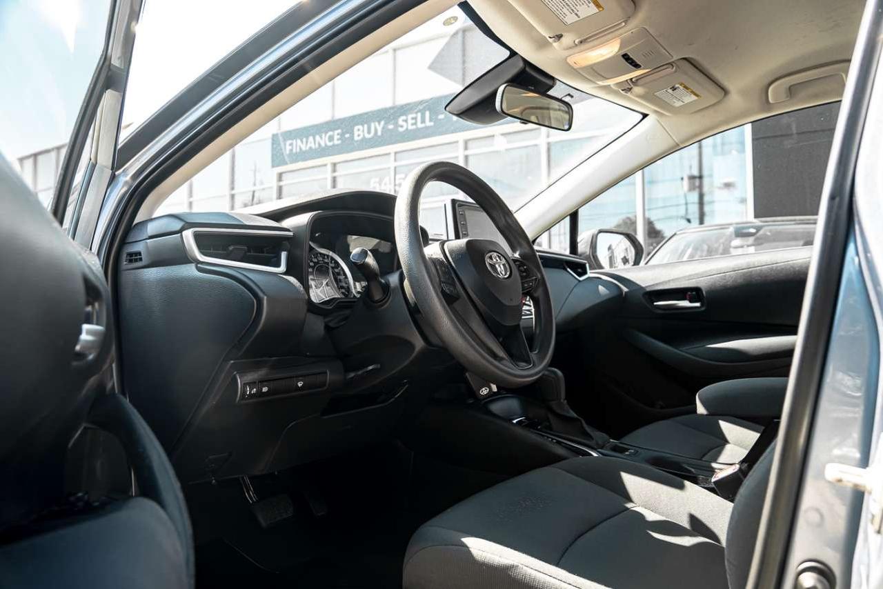 2020 Toyota Corolla LE CVT Photo