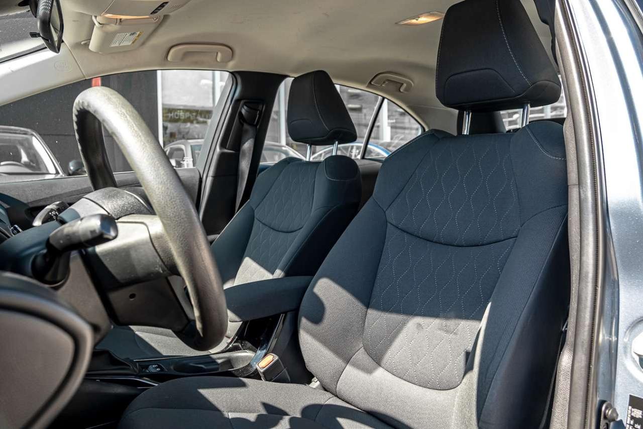 2020 Toyota Corolla LE CVT Photo