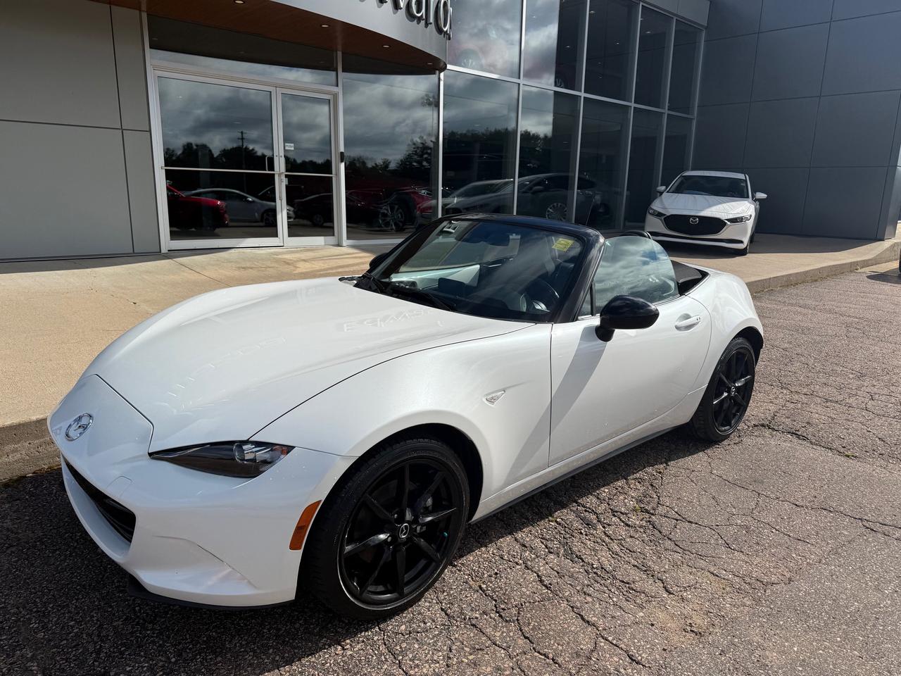 2021 Mazda MX-5 GS (A6) 2dr Convertible Photo3