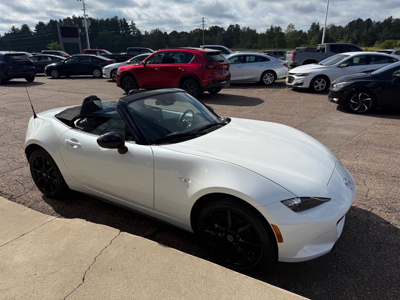 2021 Mazda MX-5 GS (A6) 2dr Convertible Photo