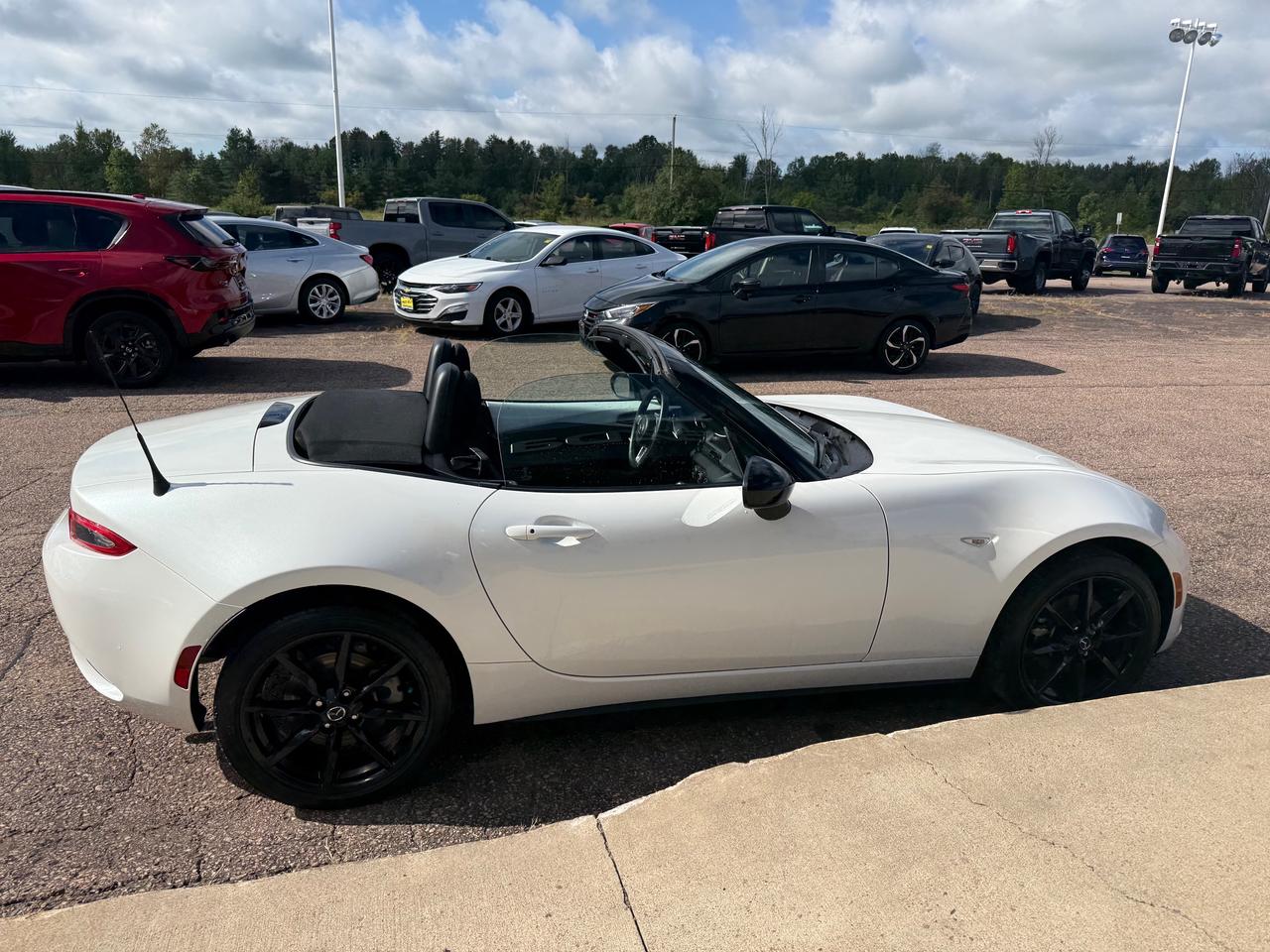 2021 Mazda MX-5 GS (A6) 2dr Convertible Photo