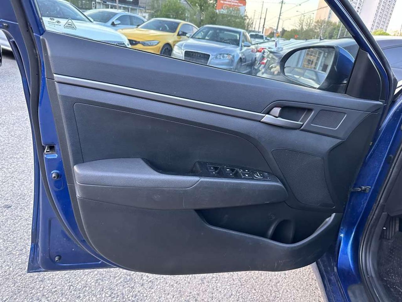 2018 Hyundai Elantra SE Photo