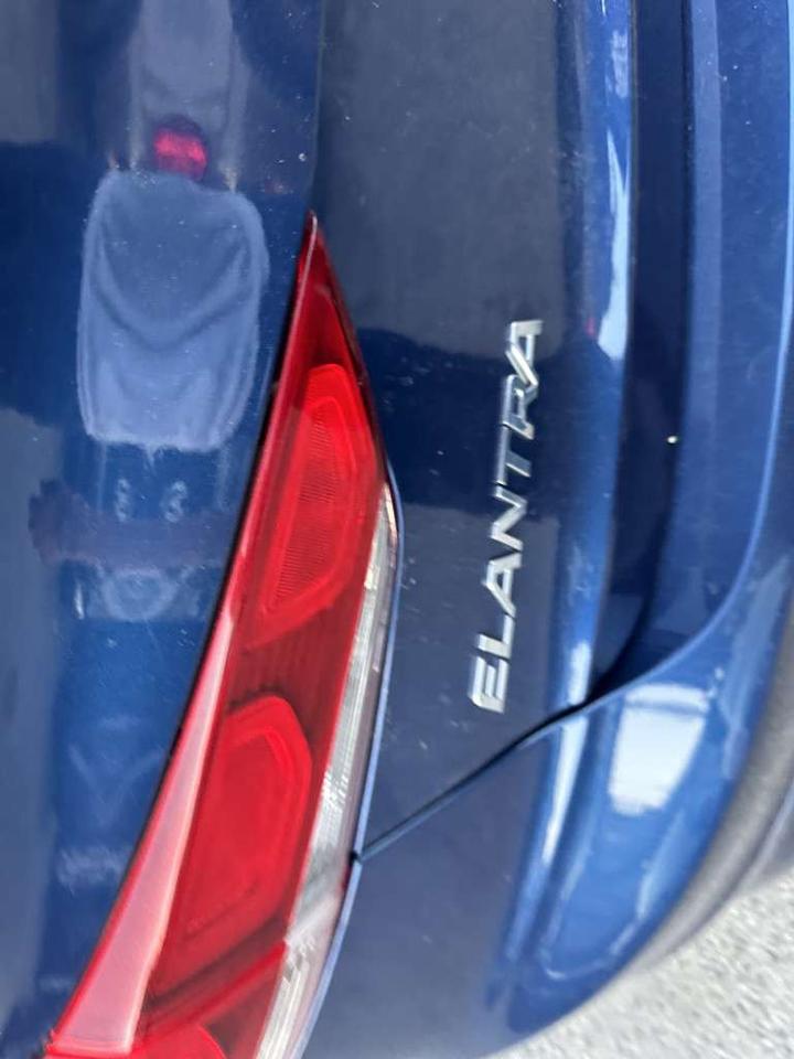 2018 Hyundai Elantra SE Photo