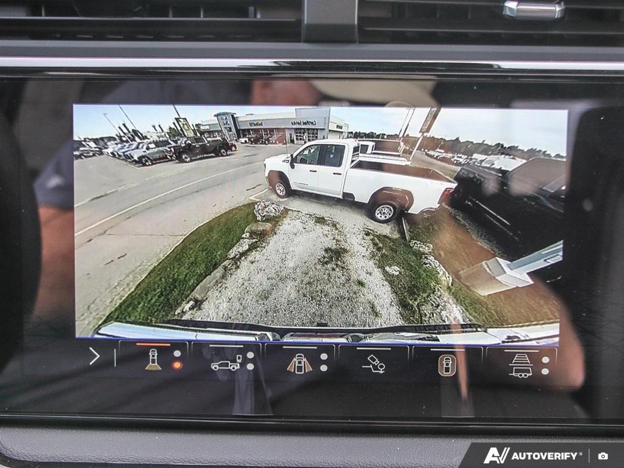 2026 GMC Sierra 1500 Crew Cab Short Box 4-Wheel Drive AT4 Photo