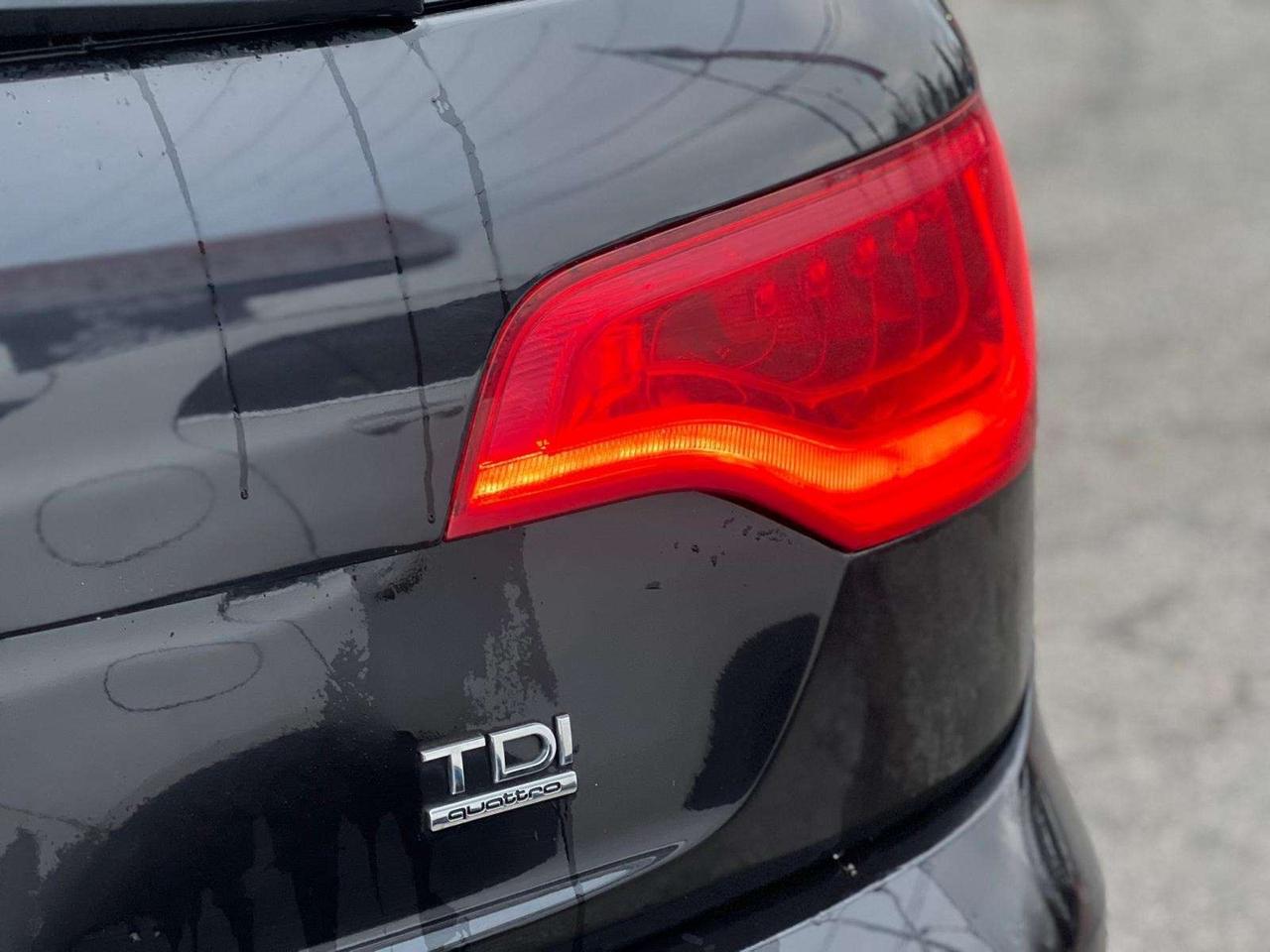 2015 Audi Q7 TDI   Progressiv   2 Set of Wheels Photo4