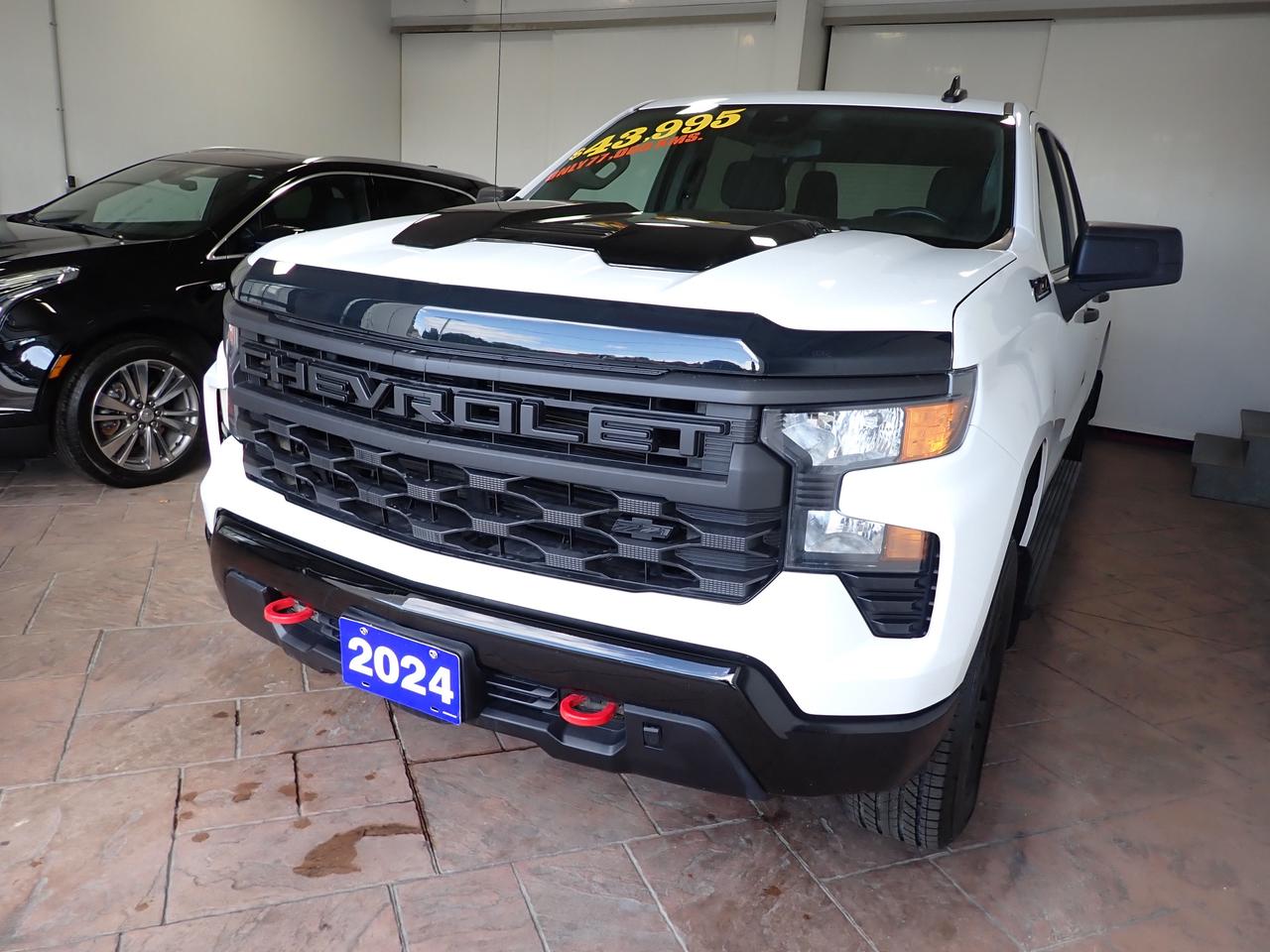 2024 Chevrolet Silverado 1500 Custom Trail Boss 4WD Z71 6.5 BOX Photo
