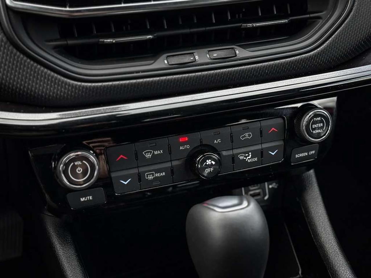 2026 Jeep Compass Limited   LIMITED ALTITUDE PKG   HEATED SEATS   REMOTE START   BLINDSPOT Photo