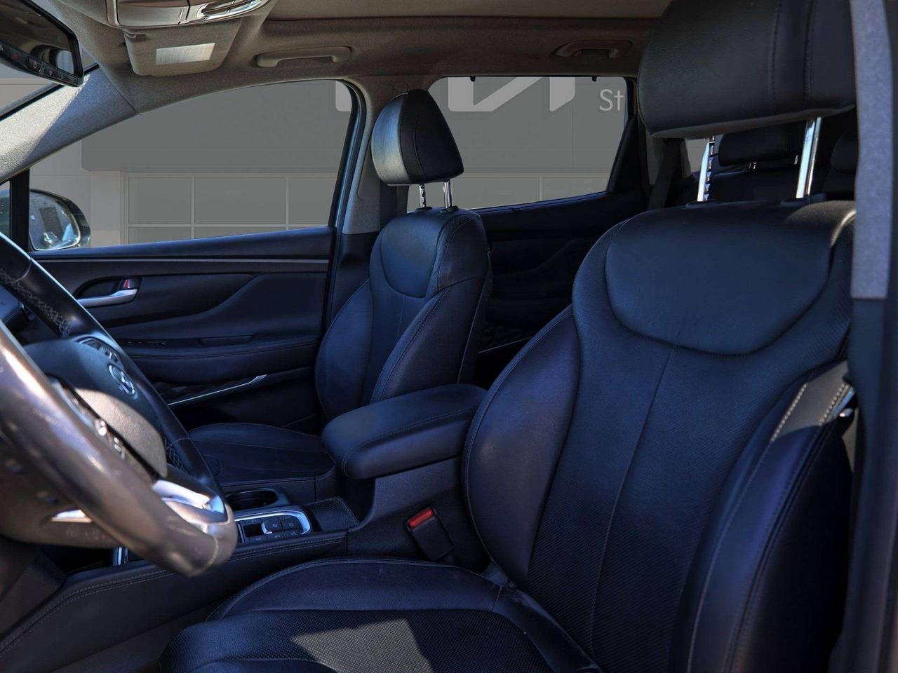 2020 Hyundai Santa Fe Luxury   Pano Roof   Pwr Liftgate   Cooled Seat Photo