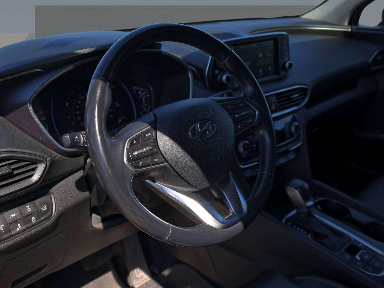 2020 Hyundai Santa Fe Luxury   Pano Roof   Pwr Liftgate   Cooled Seat Photo
