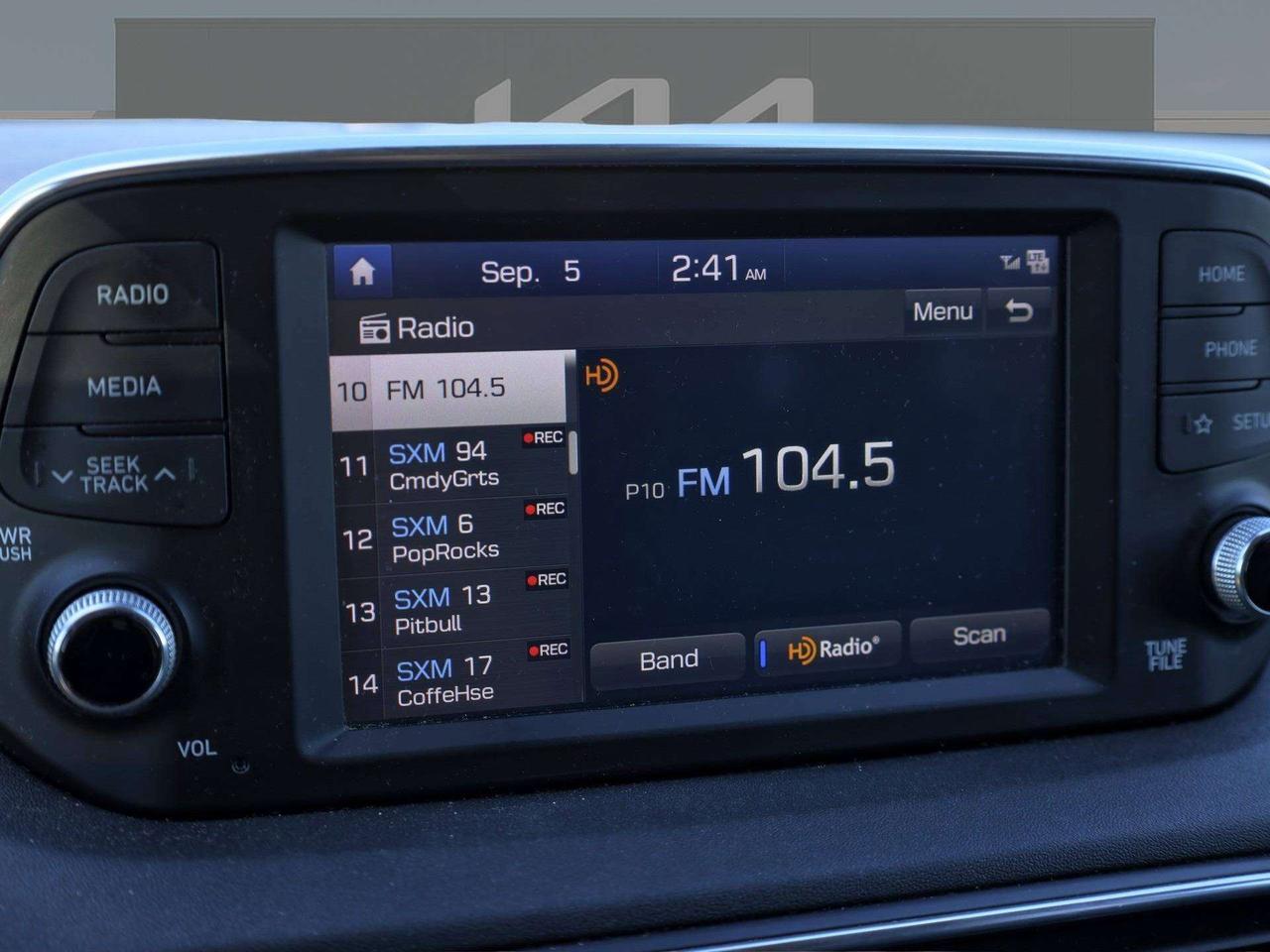 2020 Hyundai Santa Fe Luxury   Pano Roof   Pwr Liftgate   Cooled Seat Photo