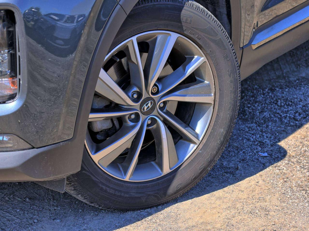 2020 Hyundai Santa Fe Luxury   Pano Roof   Pwr Liftgate   Cooled Seat Photo