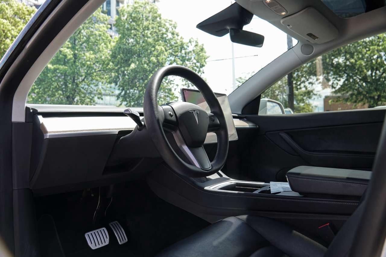2022 Tesla Model Y Performance AWD Photo