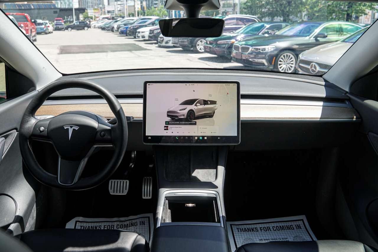 2022 Tesla Model Y Performance AWD Photo