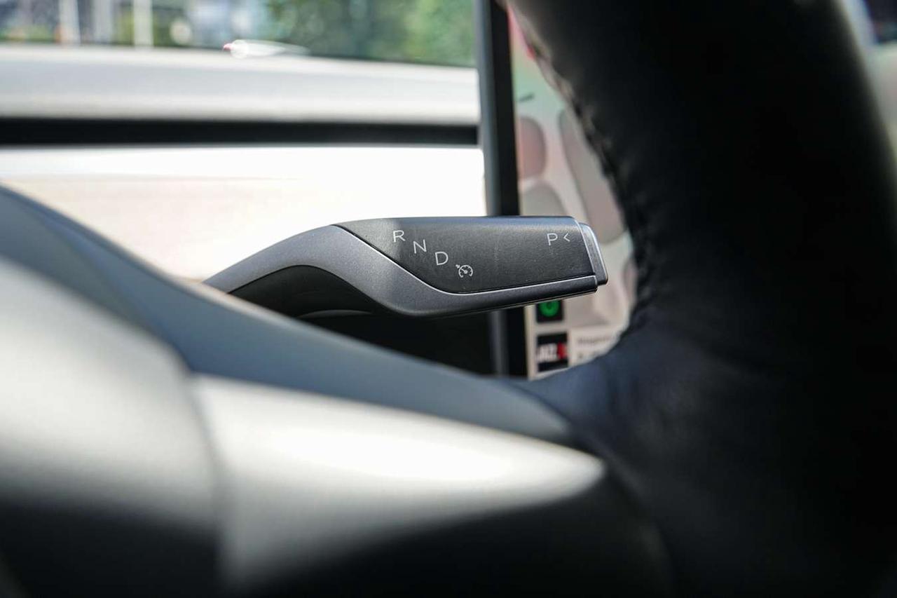 2022 Tesla Model Y Performance AWD Photo
