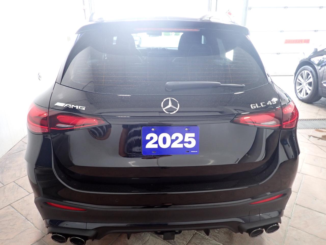2025 Mercedes-Benz GLC AMG  43 *HYBRID* LEATHER NAVI SUNROOF Photo
