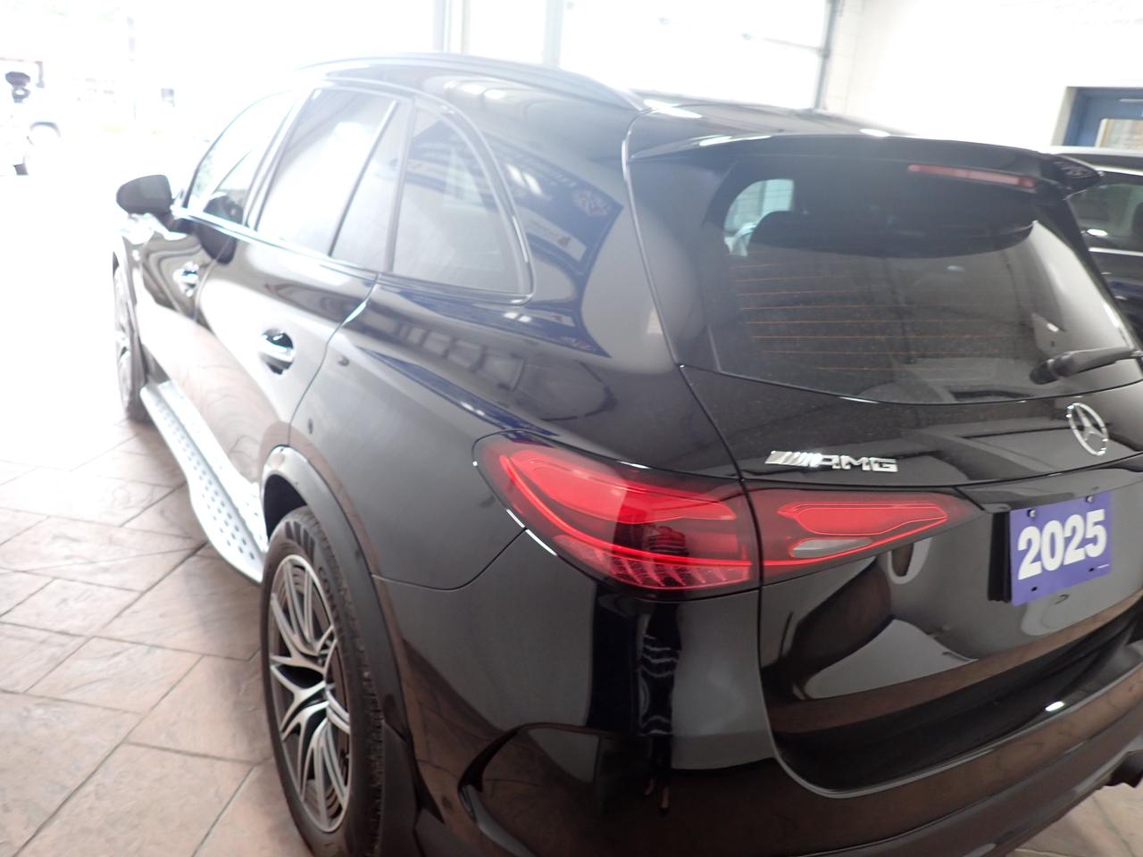 2025 Mercedes-Benz GLC AMG  43 *HYBRID* LEATHER NAVI SUNROOF Photo