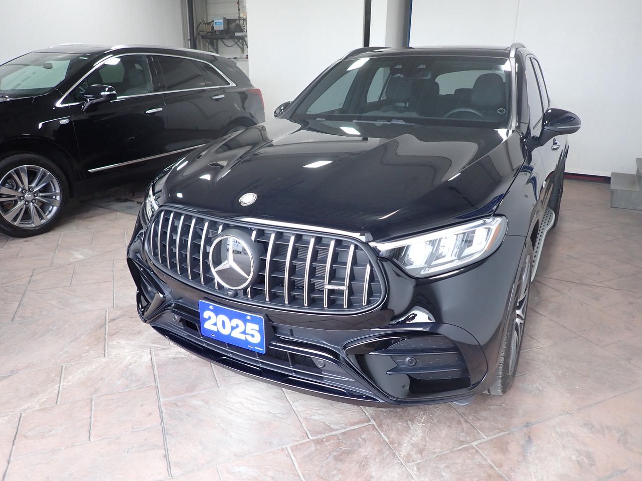 2025 Mercedes-Benz GLC AMG  43 *HYBRID* LEATHER NAVI SUNROOF Photo