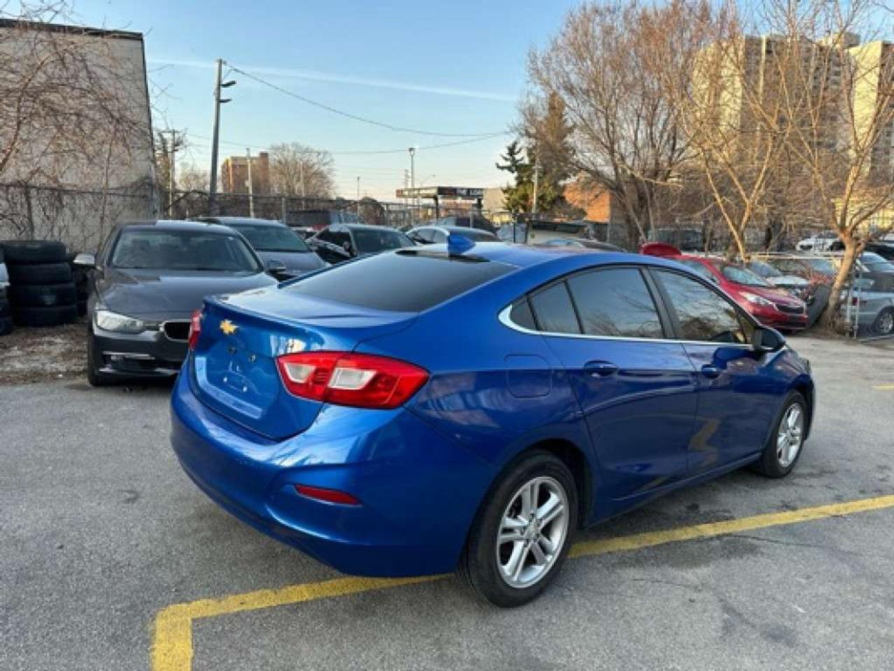 2016 Chevrolet Cruze 4dr Sdn LS w/2LS Photo