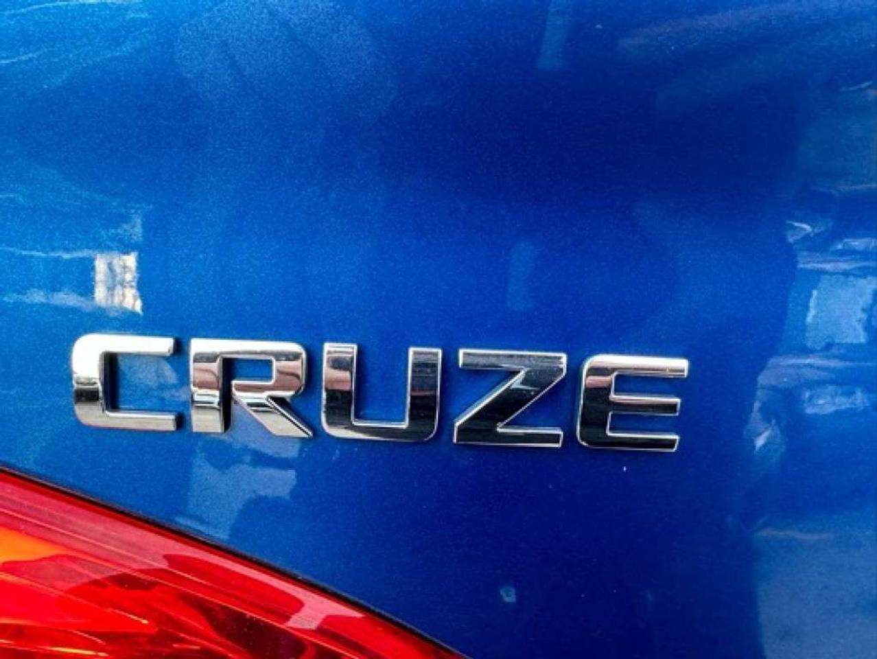 2016 Chevrolet Cruze 4dr Sdn LS w/2LS Photo