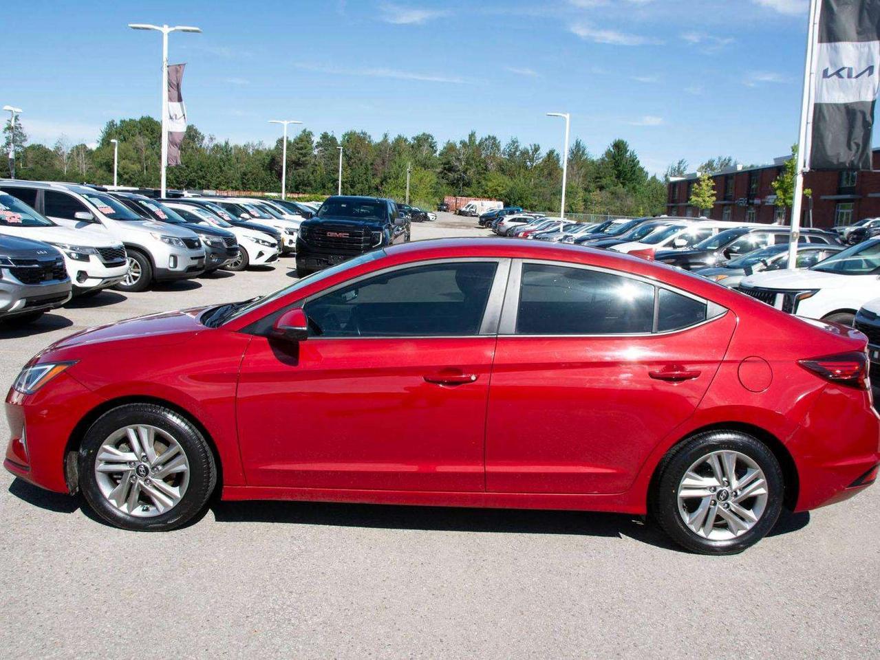 2019 Hyundai Elantra Preferred Photo