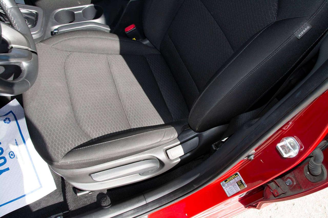 2019 Hyundai Elantra Preferred Photo