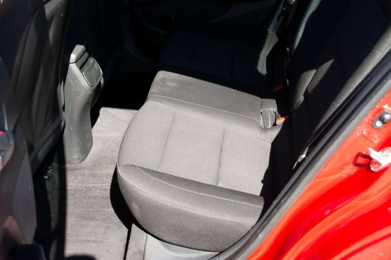 2019 Hyundai Elantra Preferred Photo